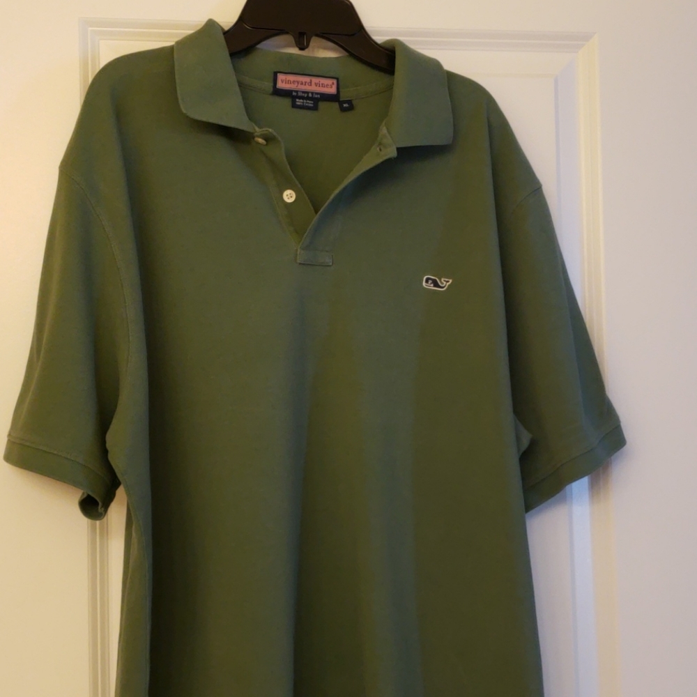 Mens Vineyards Vine shirt